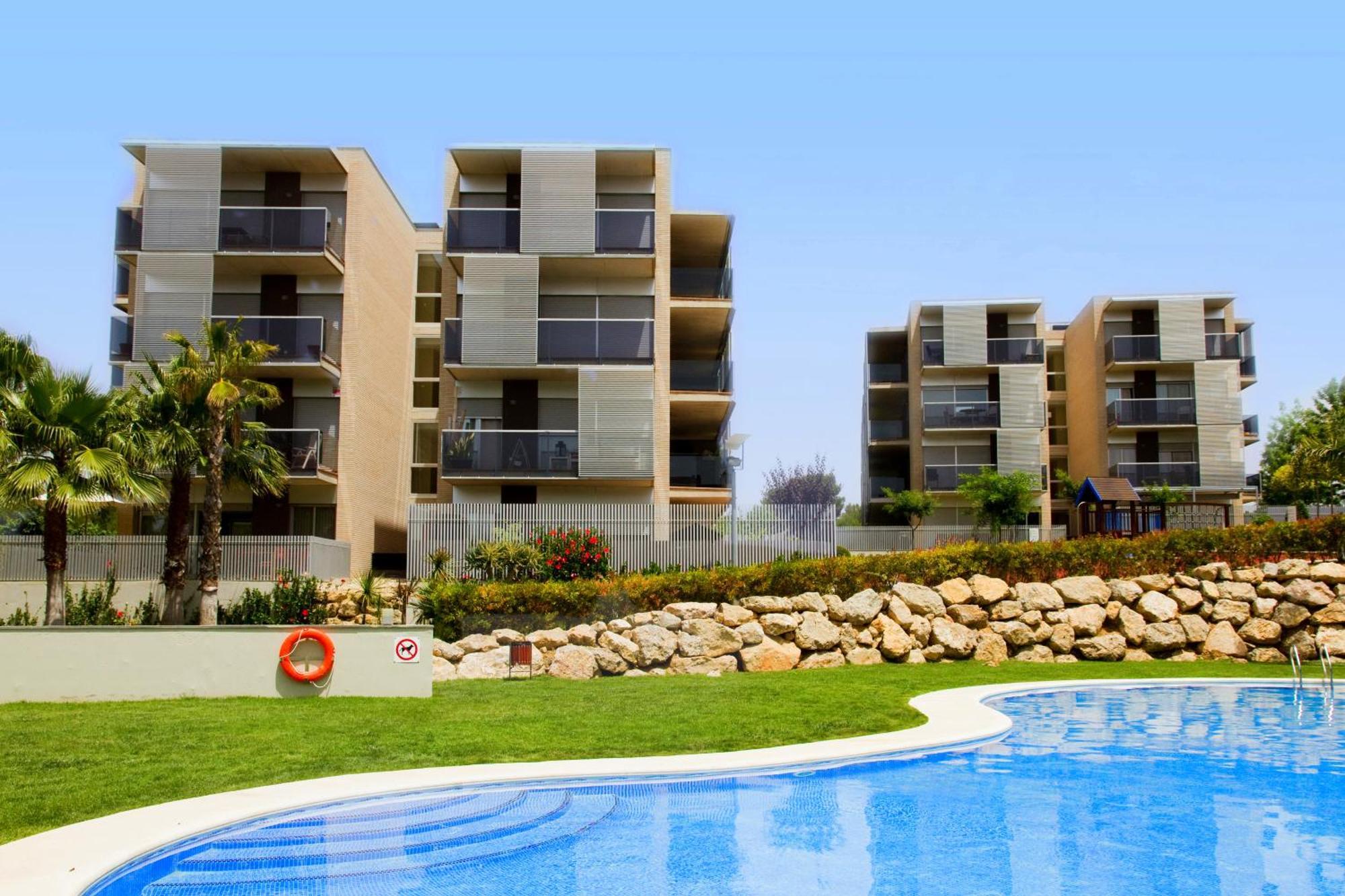 Rentalmar Paradise Families Only Con Parking Salou Extérieur photo