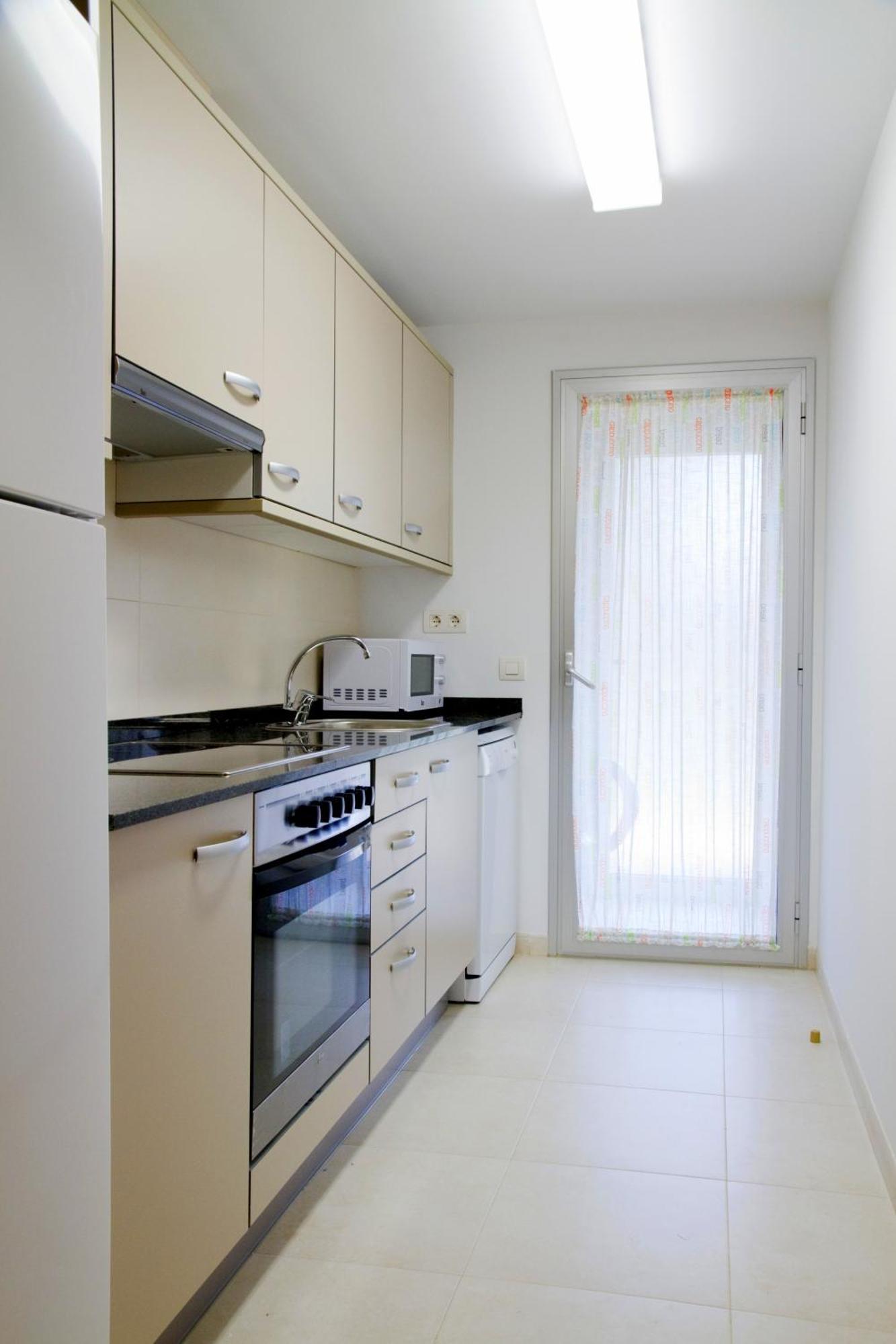 Rentalmar Paradise Families Only Con Parking Salou Extérieur photo